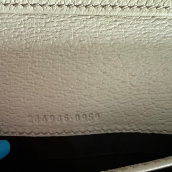 🇮🇹 GUCCI Monogram Metal Bar Continental Flap Wallet Off White Almost Nee 🇮🇹 - Picture 8 of 14